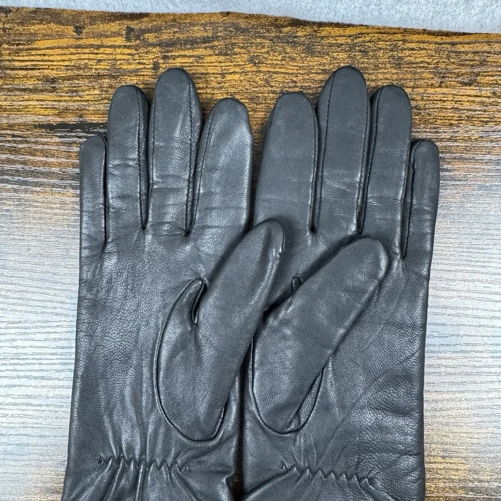 Vintage Fownes Woman's Genuine Leather Gloves‎ Size 7 WPL 9522 Lined
